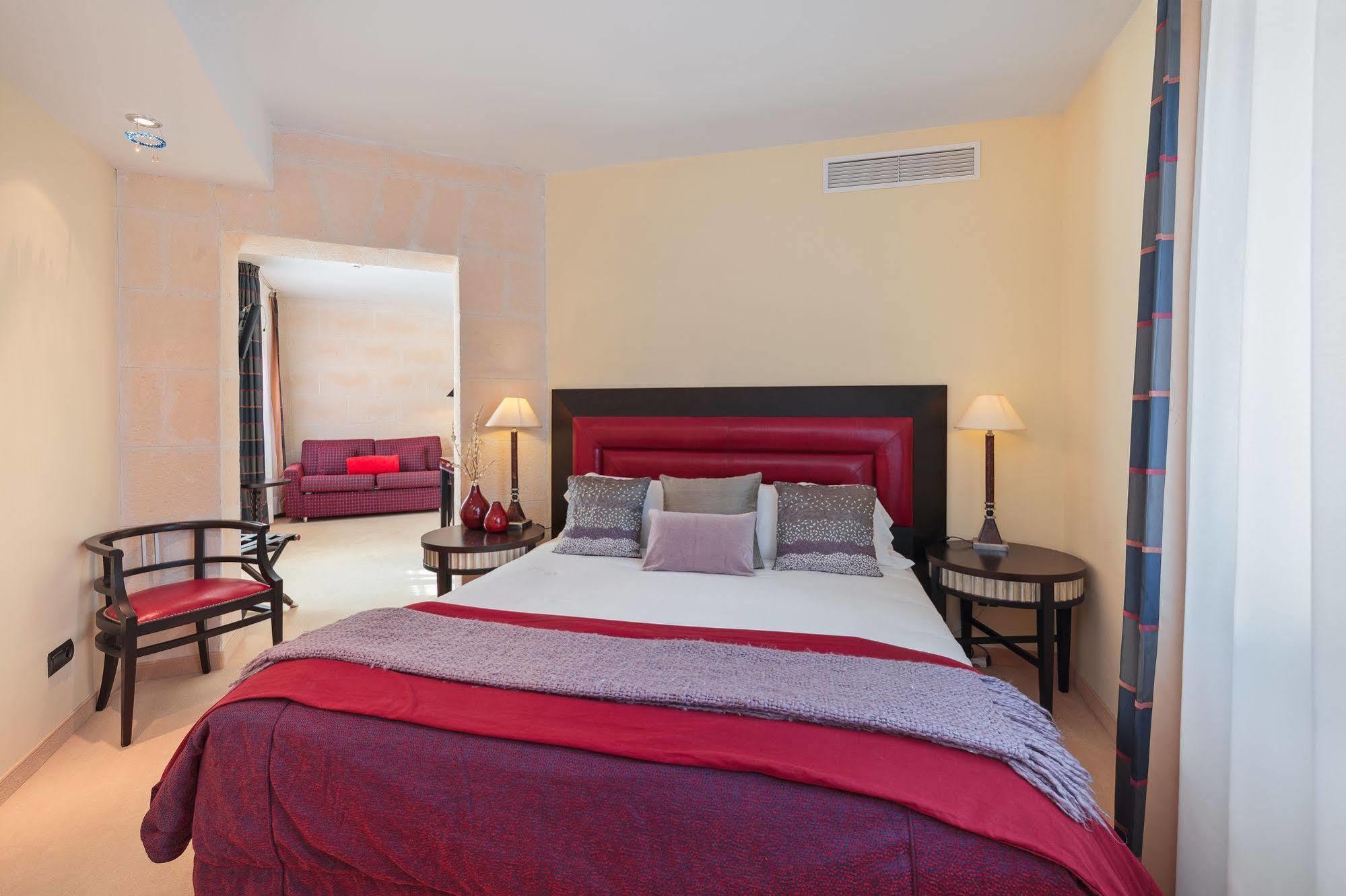 Hotel San Miguel Маон Екстер'єр фото